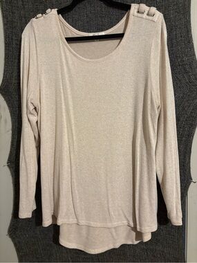 89th & Madison Cream Long-Sleeve Scoop Neck Top with Shoulder Tabs